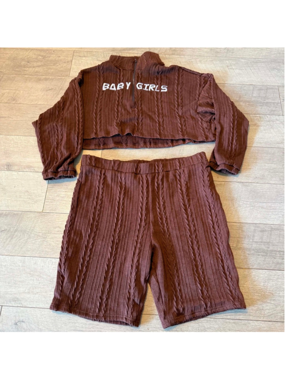 Women's SHEIN Plus 4X Brown Cable Knit Half-Zip Top & Shorts Set